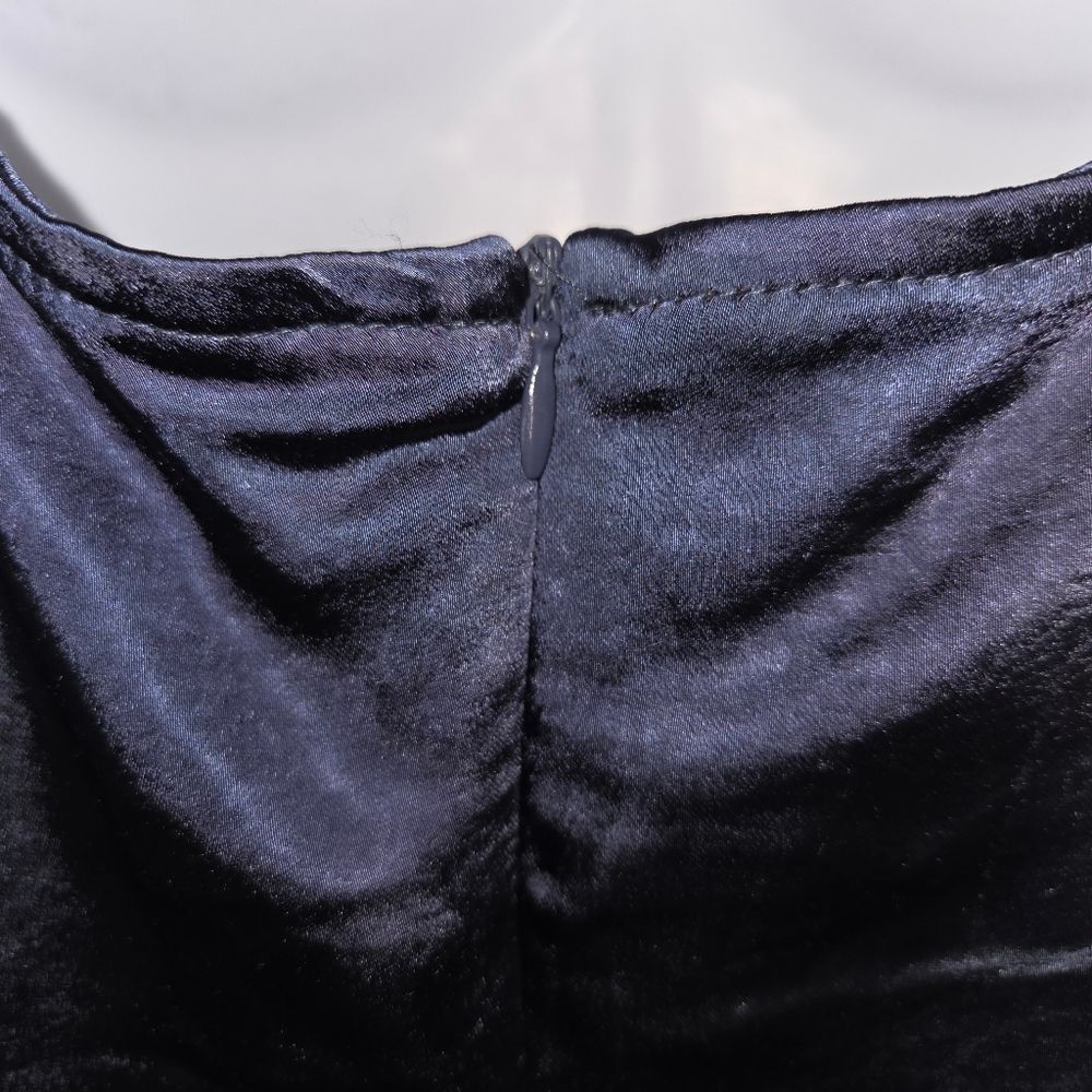 Skies Are Blue Nwt Women's Cowl Neck Navy Blur Satin Jumpsuit Size MEDIUM - Picture 10 of 14